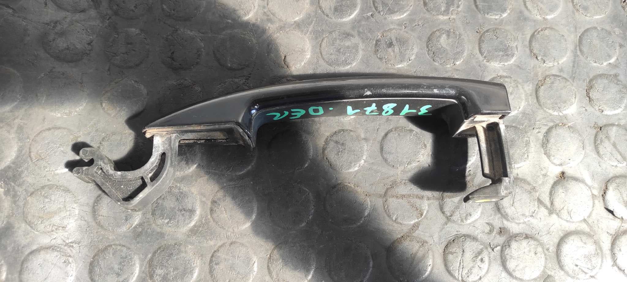 Recambio de MANETA DELANTERA DERECHA para PEUGEOT 207 CC 1.6 HDi FAP CAT (9HZ / DV6TED4) 9HZDV6TED4 referencia OEM IAM    - NEGRO 2