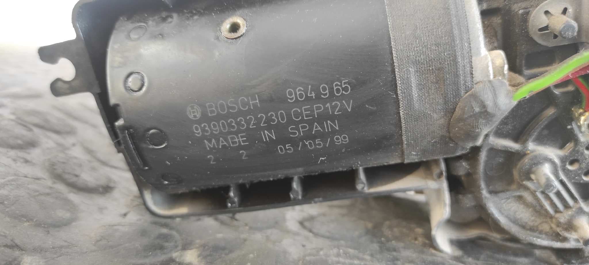 Recambio de MOTOR LIMPIA DELANTERO para NISSAN VANETTE CARGO (HC23) Familiar (5 asientos) LD23 referencia OEM IAM 9390332230   - BLANCO 5
