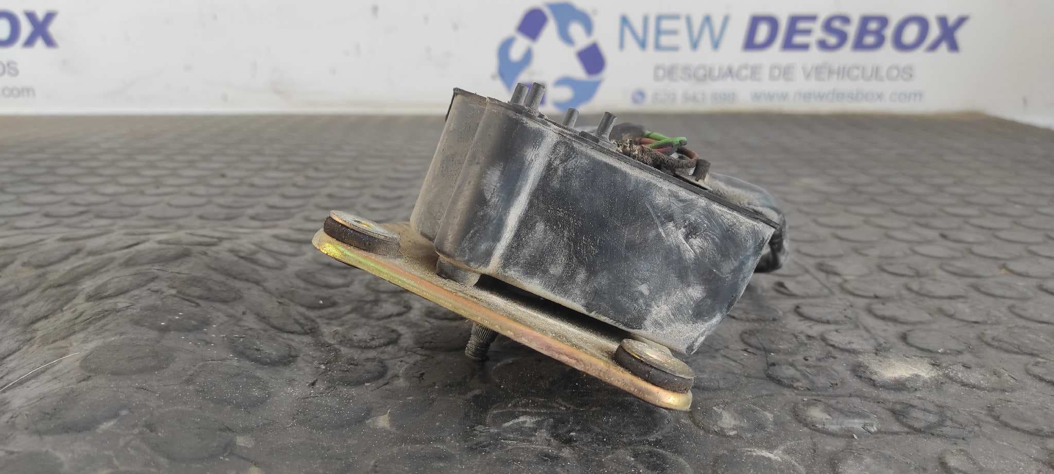 Recambio de MOTOR LIMPIA DELANTERO para NISSAN VANETTE CARGO (HC23) Familiar (5 asientos) LD23 referencia OEM IAM 9390332230   - BLANCO 3