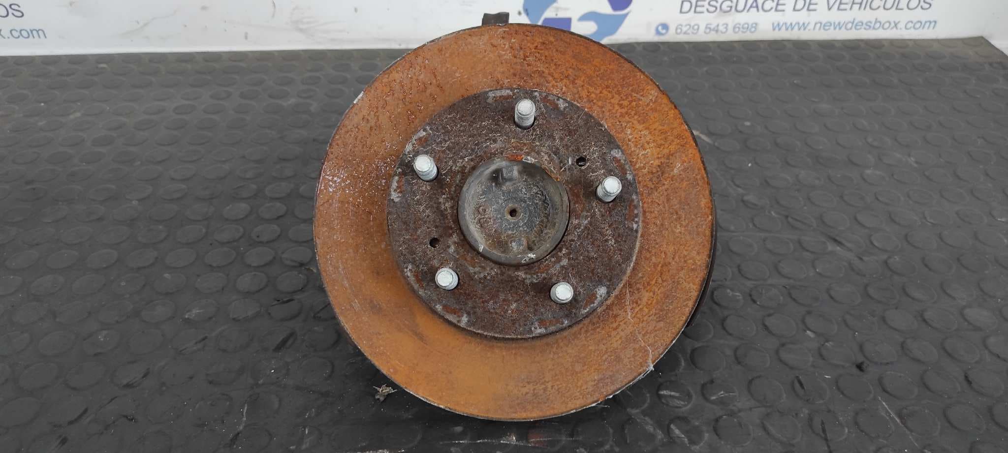 Recambio de MANGUETA DELANTERA IZQUIERDA para NISSAN VANETTE CARGO (HC23) Familiar (5 asientos) LD23 referencia OEM IAM 400159C541   - BLANCO 3
