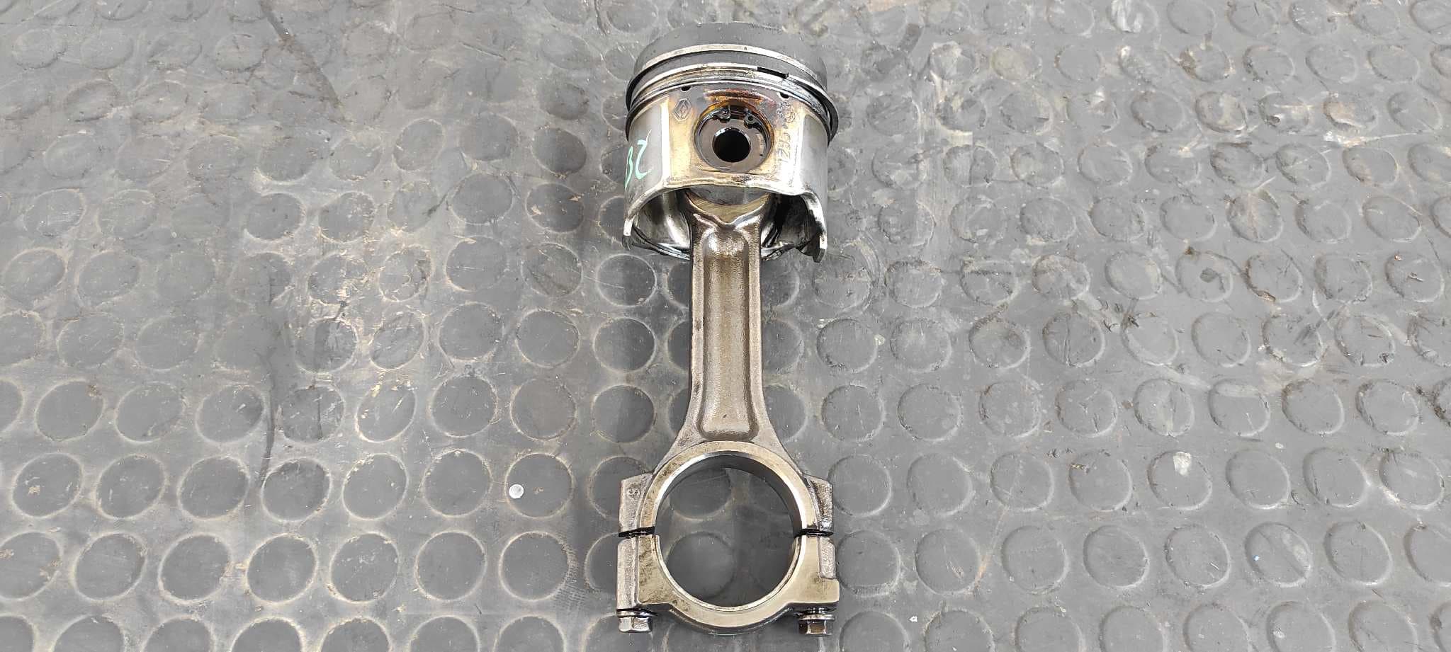 Recambio de PISTON para RENAULT MEGANE II BERLINA 3P Confort Authentique F9Q D8 referencia OEM IAM KSSMP / 1295+   - BLANCO
