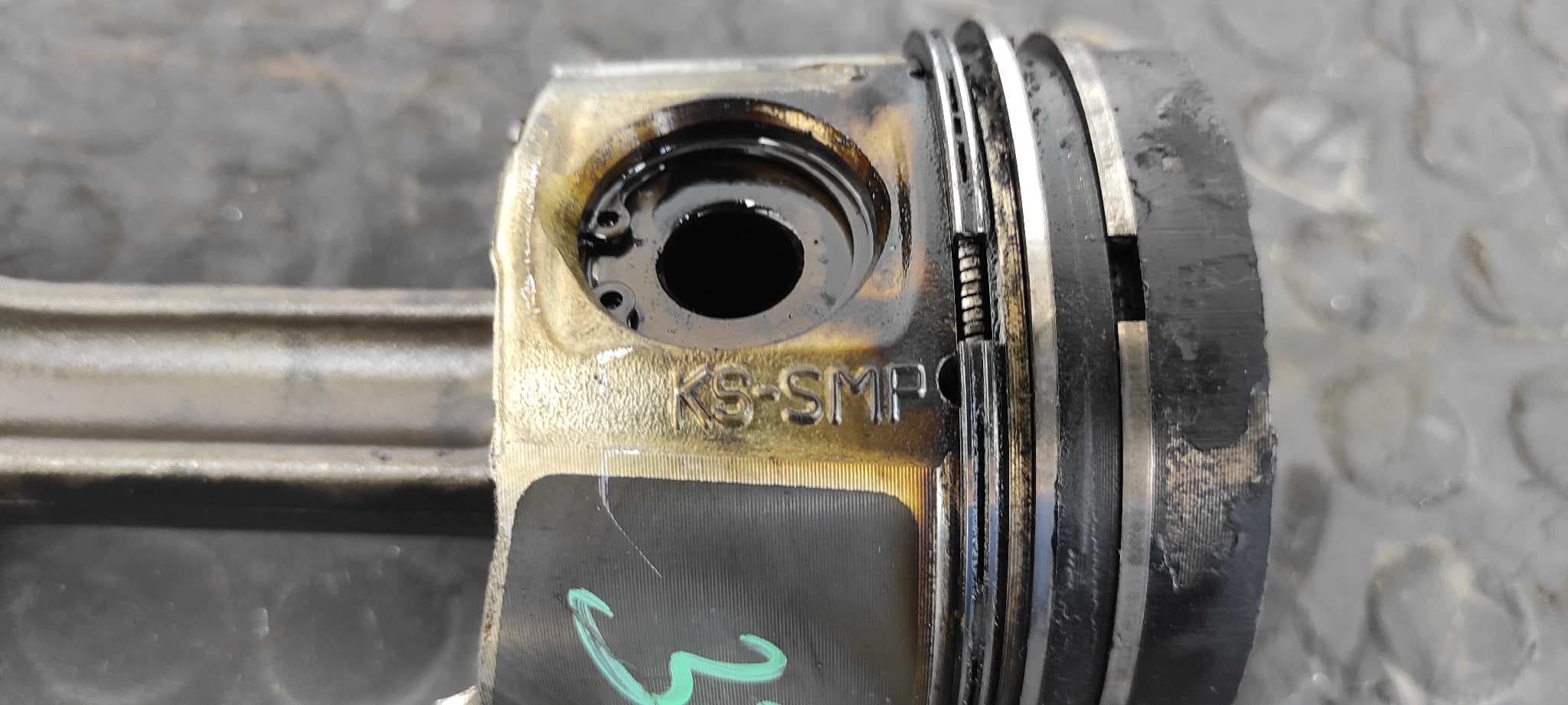 Recambio de PISTON para RENAULT MEGANE II BERLINA 3P Confort Authentique F9Q D8 referencia OEM IAM KSSMP / 1295+   - BLANCO 2