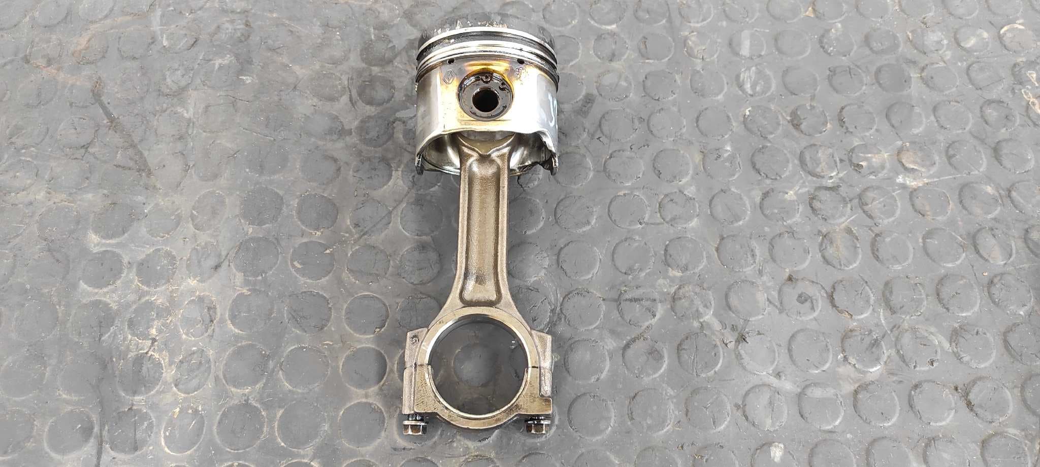 Recambio de PISTON para RENAULT MEGANE II BERLINA 3P Confort Authentique F9Q D8 referencia OEM IAM KSSMP / 1295+   - BLANCO