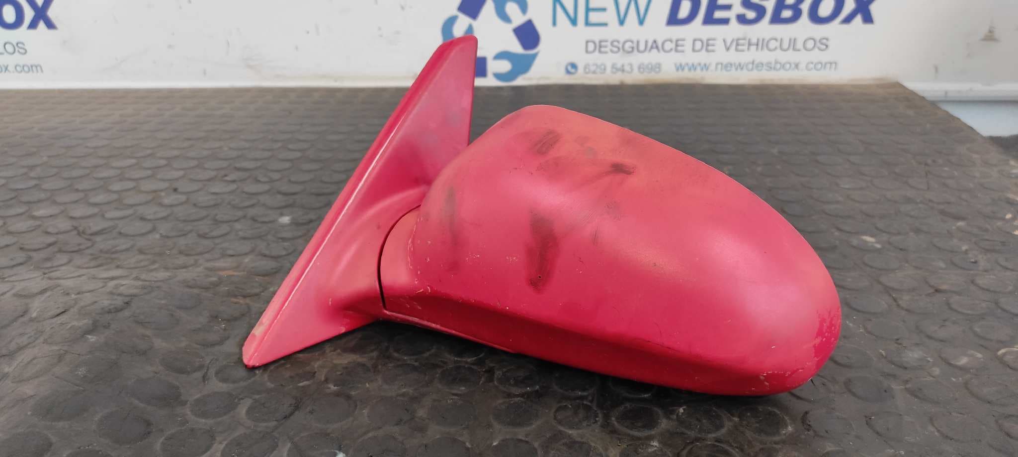 Recambio de RETROVISOR IZQUIERDO para HYUNDAI COUPE (J2) 1.6 FX Coupe G4GR referencia OEM IAM 8760527150   - ROJO 2