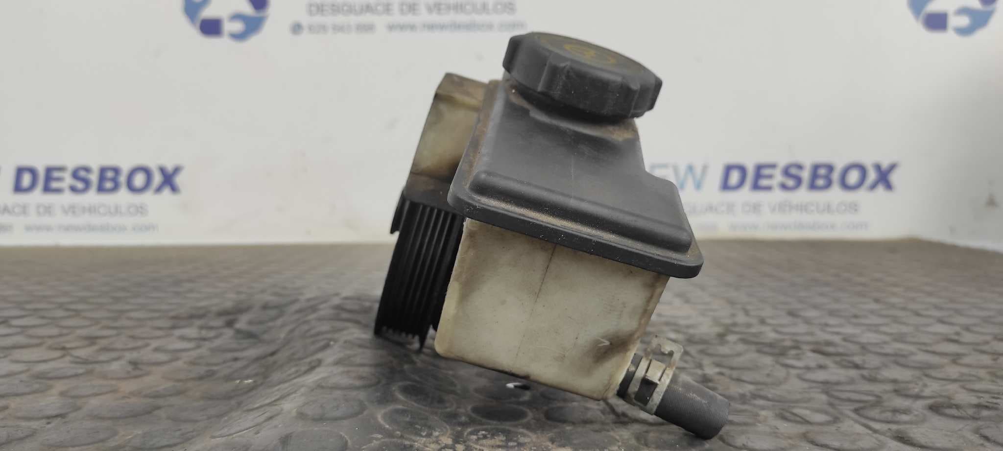Recambio de BOMBA DIRECCION para FORD MONDEO BERLINA (GE) CJBB referencia OEM IAM 1S7C3R700AC   - VERDE 2
