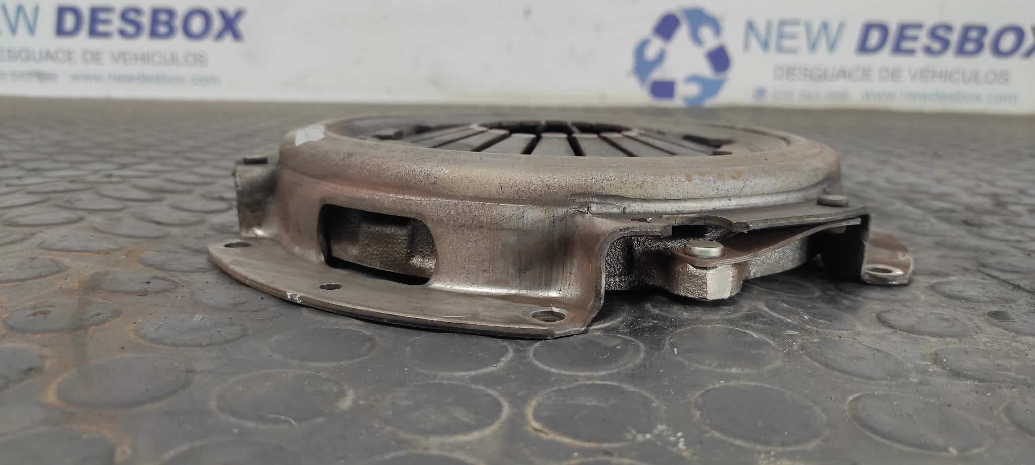 Recambio de KIT EMBRAGUE para NISSAN VANETTE CARGO (HC23) Familiar (5 asientos) LD23 referencia OEM IAM 700894   - BLANCO 8