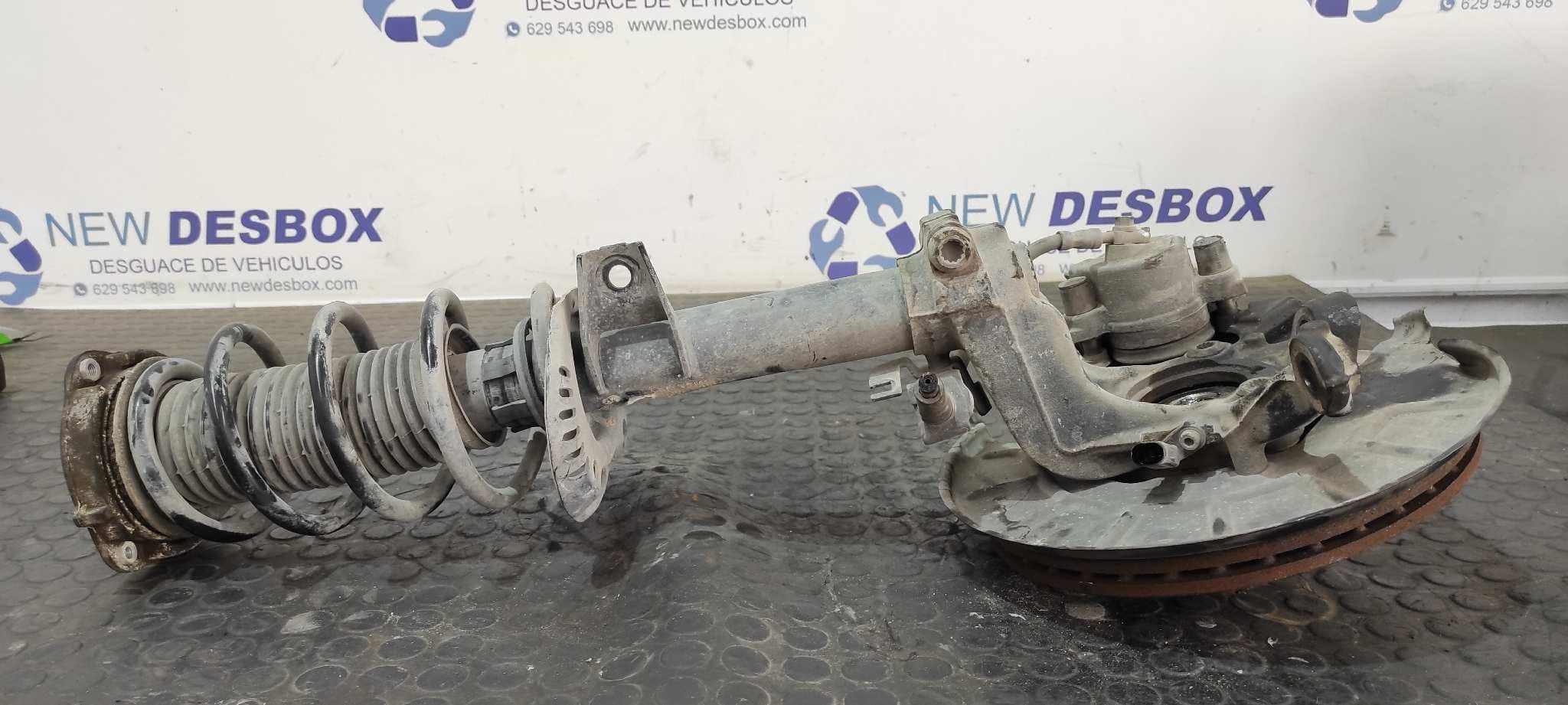 Recambio de MANGUETA DELANTERA IZQUIERDA para SEAT LEON (1P1) BXF referencia OEM IAM 1K0255DE   - BLANCO 7