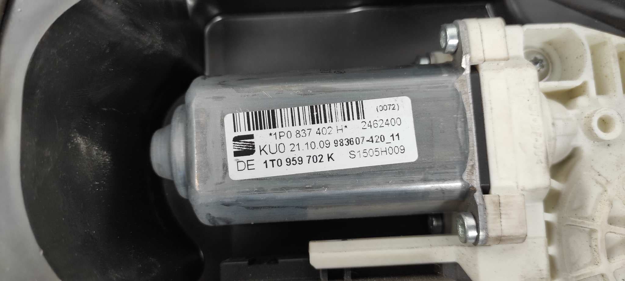 Recambio de ELEVALUNAS DELANTERO DERECHO para SEAT LEON (1P1) BXF referencia OEM IAM 1P0837402H   - BLANCO 9