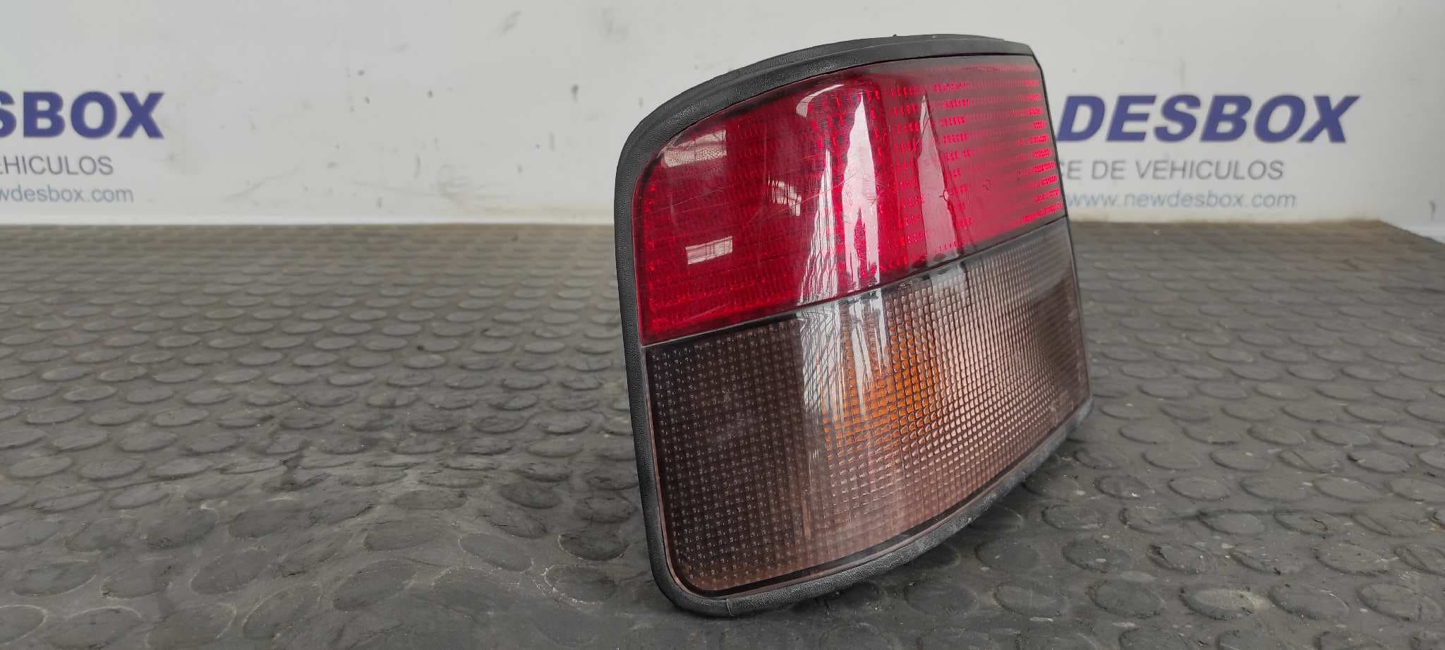 Recambio de PILOTO TRASERO IZQUIERDO para RENAULT 21 BERLINA (B/L48) GTX J7R750 referencia OEM IAM 7700792974   - BLANCO 6