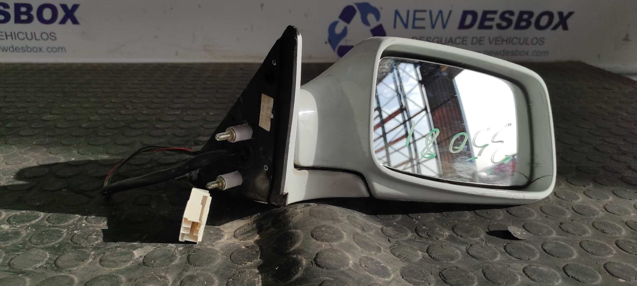 Recambio de RETROVISOR DERECHO para RENAULT 21 BERLINA (B/L48) GTX J7R750 referencia OEM IAM 7700806438AG   - BLANCO