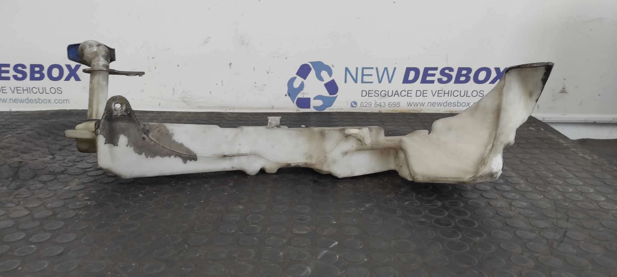 Recambio de DEPOSITO LIMPIA para FORD FOCUS C-MAX (CAP) Ghia (D) KKDA referencia OEM IAM 3M513K163AC   - BLANCO 5