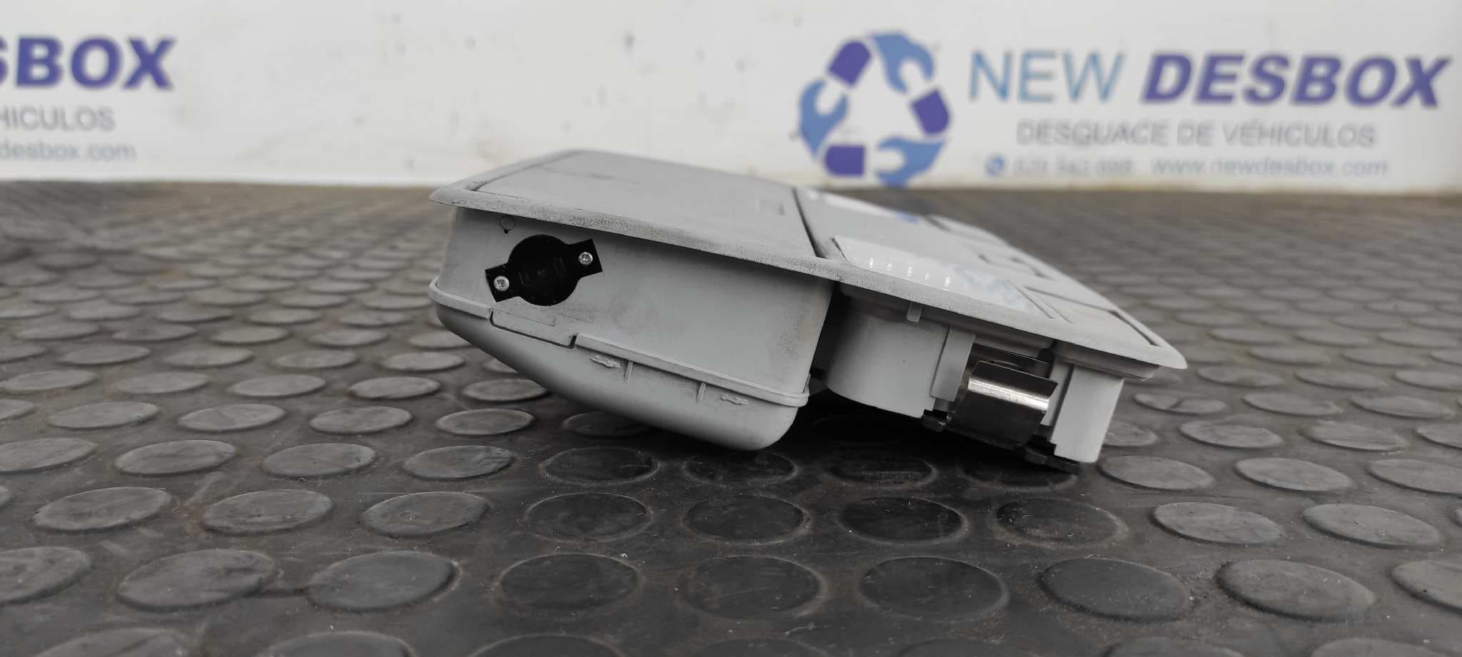 Recambio de LUZ INTERIOR para MAZDA 5 BERL. (CR) 1.8 Active L823 referencia OEM IAM GK2A69970   - GRIS 2
