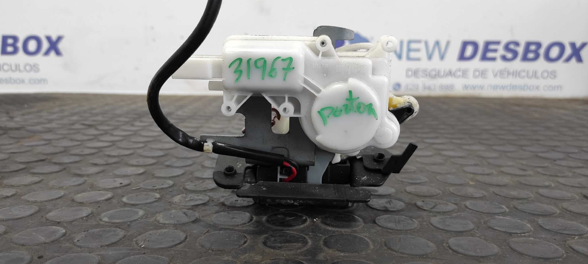Recambio de CERRADURA MALETERO / PORTON para MAZDA 5 BERL. (CR) 1.8 Active L823 referencia OEM IAM B6701   - GRIS 3
