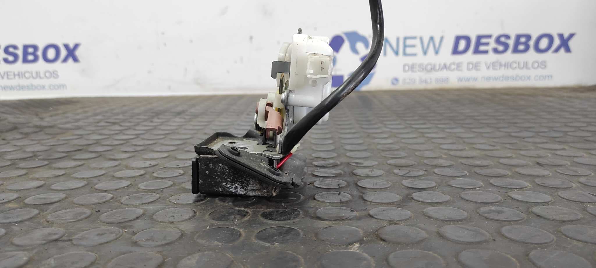 Recambio de CERRADURA MALETERO / PORTON para MAZDA 5 BERL. (CR) 1.8 Active L823 referencia OEM IAM B6701   - GRIS 7