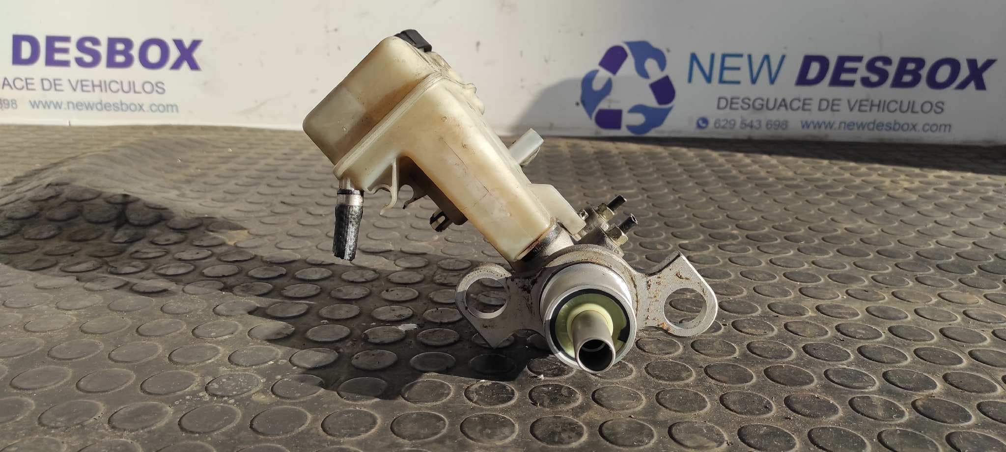 Recambio de BOMBA FRENO para OPEL VECTRA C BERLINA 1.9 CDTI Z19DT referencia OEM IAM 32067069   - BLANCO
