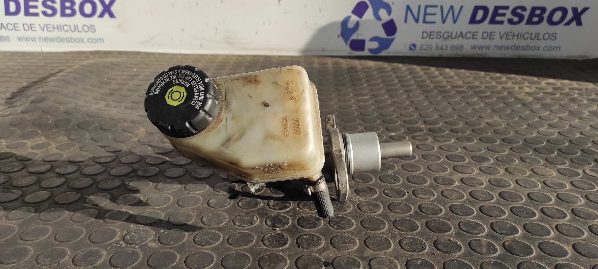 Recambio de BOMBA FRENO para OPEL VECTRA C BERLINA 1.9 CDTI Z19DT referencia OEM IAM 32067069   - BLANCO 4