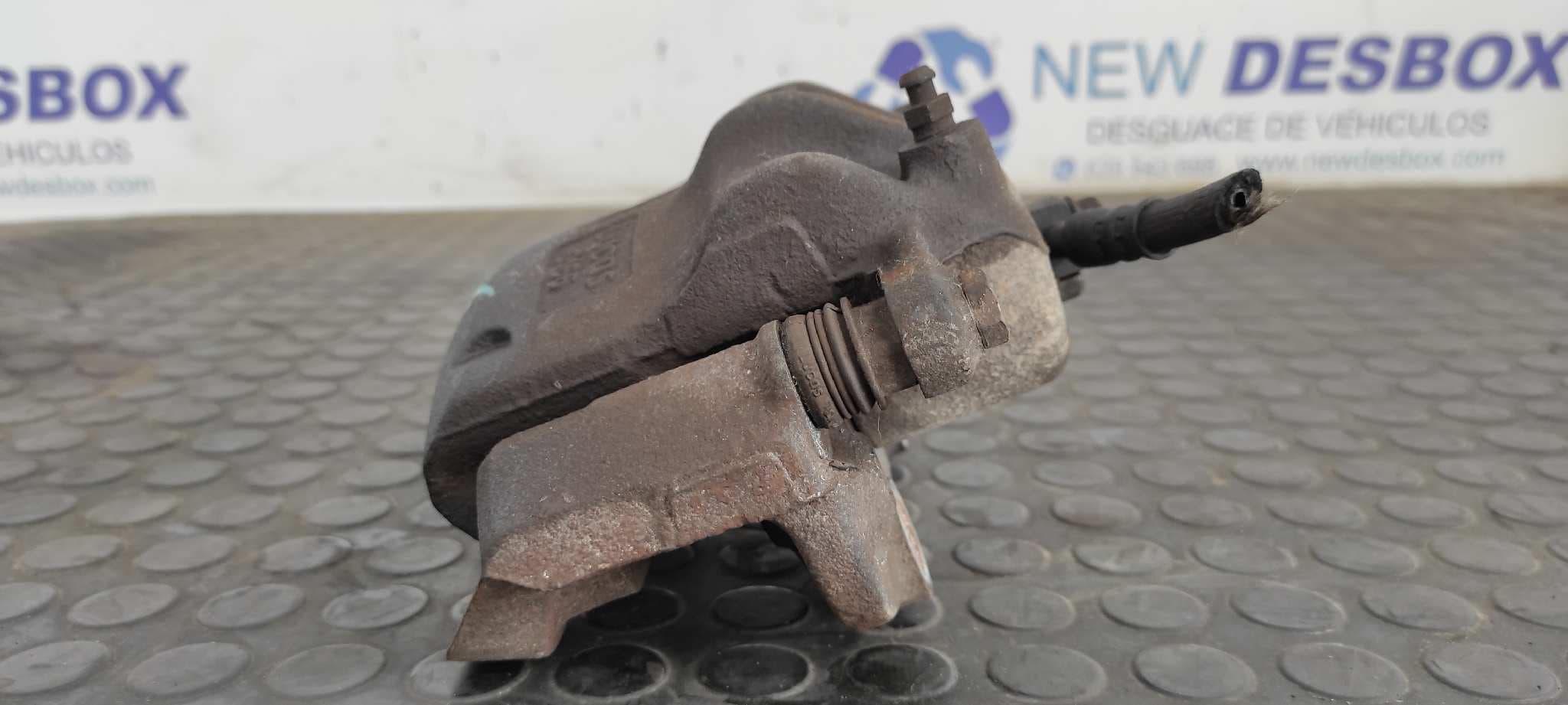 Recambio de PINZA DE FRENO DELANTERA DERECHA para NISSAN VANETTE CARGO (HC23) Familiar (5 asientos) LD23 referencia OEM IAM LUCAS 0166   - BLANCO 7