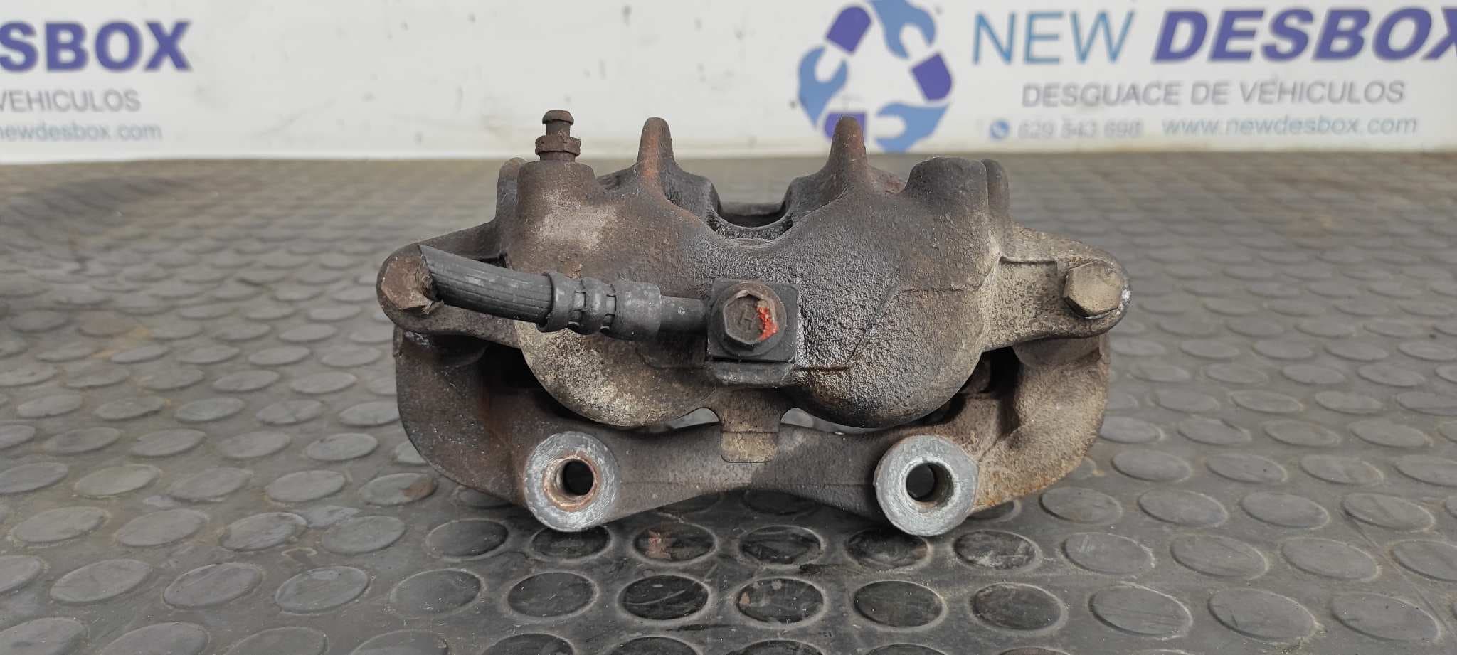 Recambio de PINZA DE FRENO DELANTERA DERECHA para NISSAN VANETTE CARGO (HC23) Familiar (5 asientos) LD23 referencia OEM IAM LUCAS 0166   - BLANCO 3