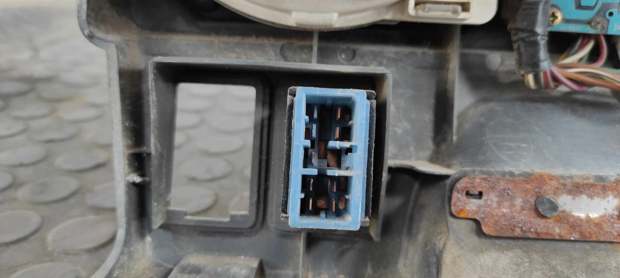 Recambio de CUADRO INSTRUMENTOS para MITSUBISHI PAJERO 2.5 TD 4D56 referencia OEM IAM MB716924   - AZUL 8