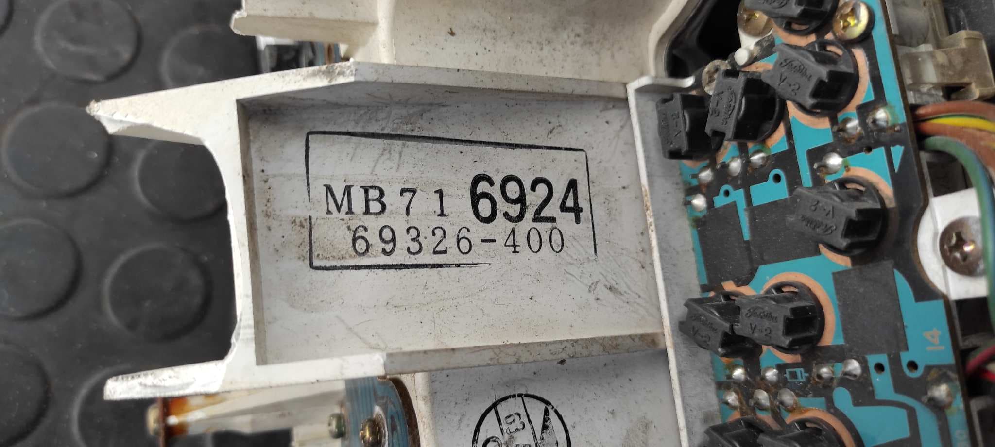 Recambio de CUADRO INSTRUMENTOS para MITSUBISHI PAJERO 2.5 TD 4D56 referencia OEM IAM MB716924   - AZUL 3