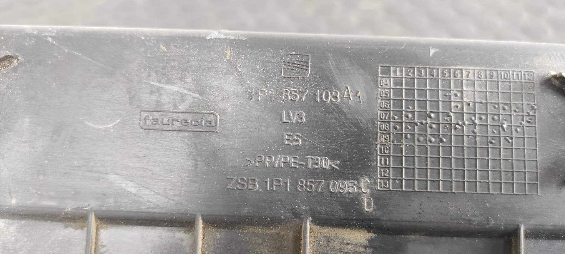 Recambio de GUANTERA para SEAT LEON (1P1) BXF referencia OEM IAM 1P1857103A   - BLANCO 7