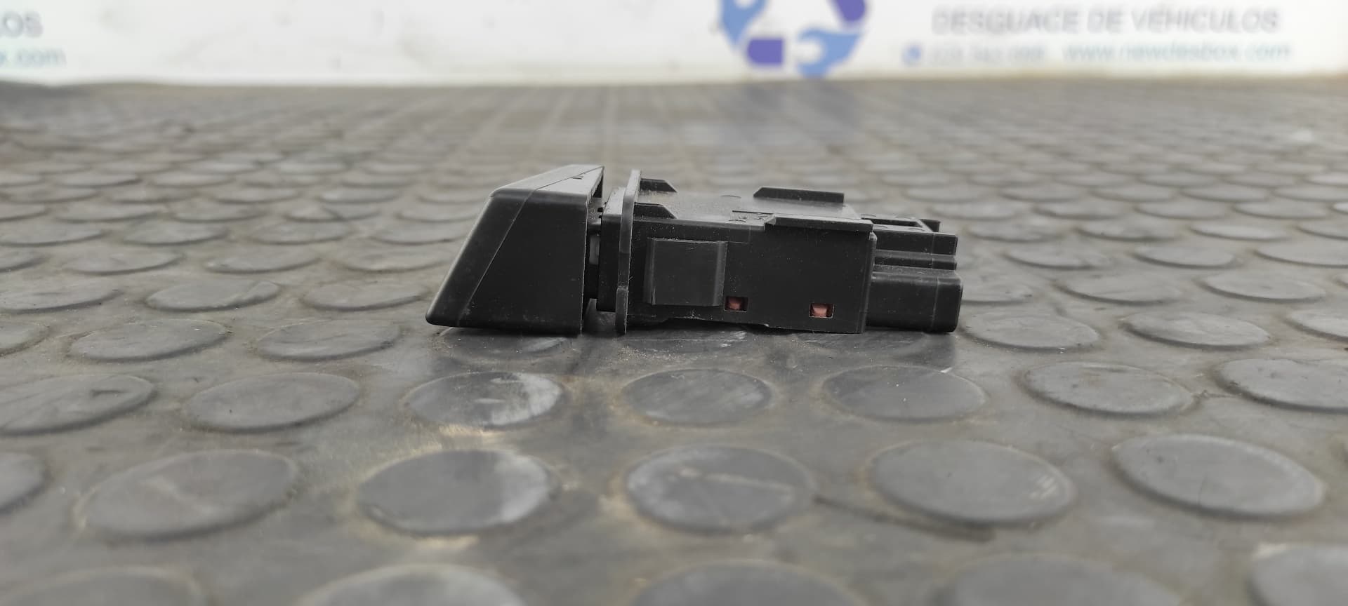 Recambio de WARNING para MAZDA 5 BERL. (CR) 1.8 Active L823 referencia OEM IAM 15A468   - GRIS 2