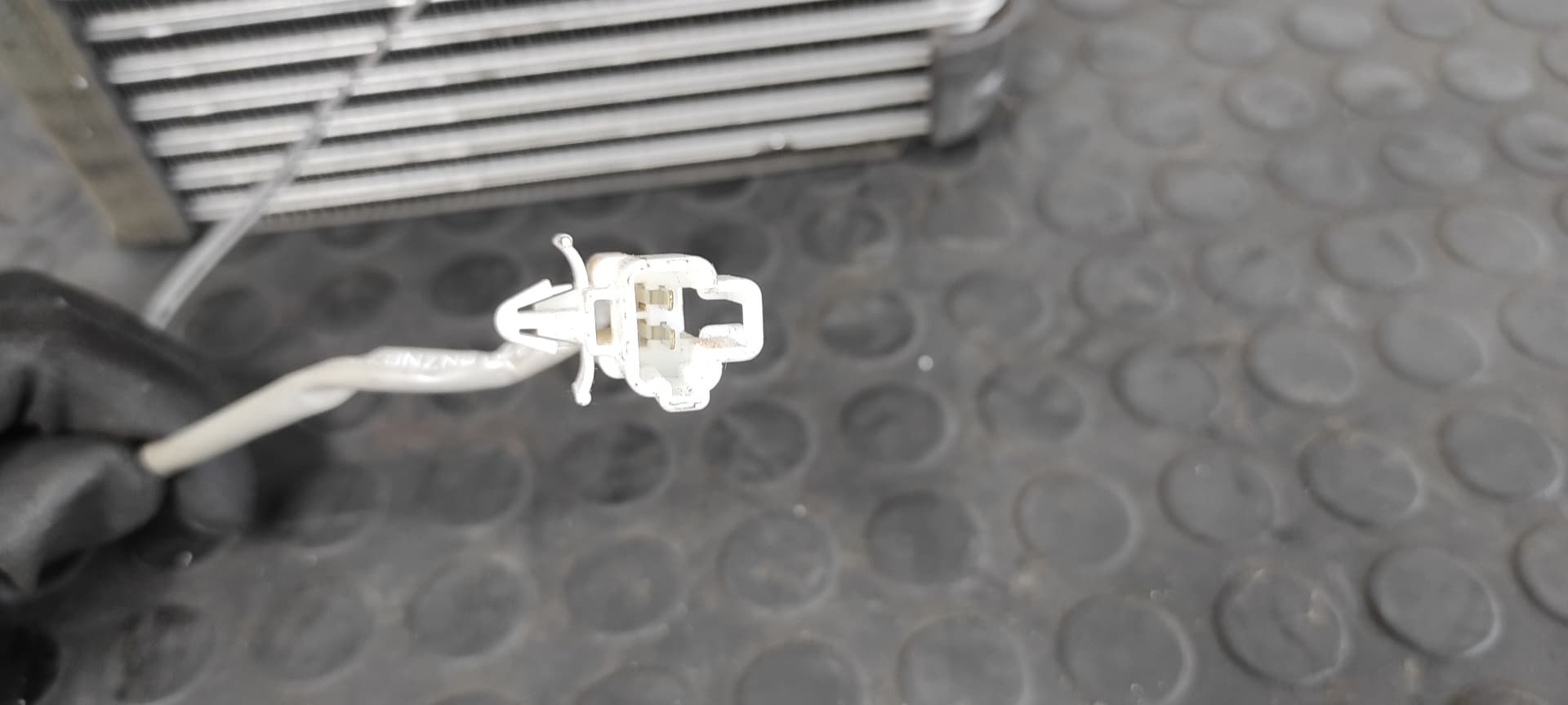 Recambio de EVAPORADOR AIRE ACONDICIONADO para MAZDA 5 BERL. (CR) 1.8 Active L823 referencia OEM IAM EI I5U1   - GRIS 5