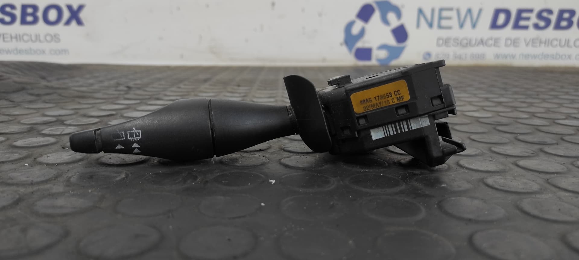 Recambio de MANDO LIMPIA para FORD FOCUS TURNIER (CAK) Ghia F9DA referencia OEM IAM 96AG17A553CC   - GRIS 4