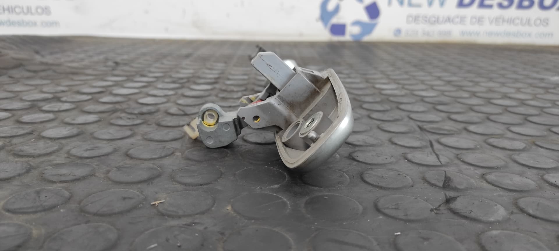 Recambio de MANETA DELANTERA IZQUIERDA para MAZDA 5 BERL. (CR) 1.8 Active L823 referencia OEM IAM    - GRIS 4