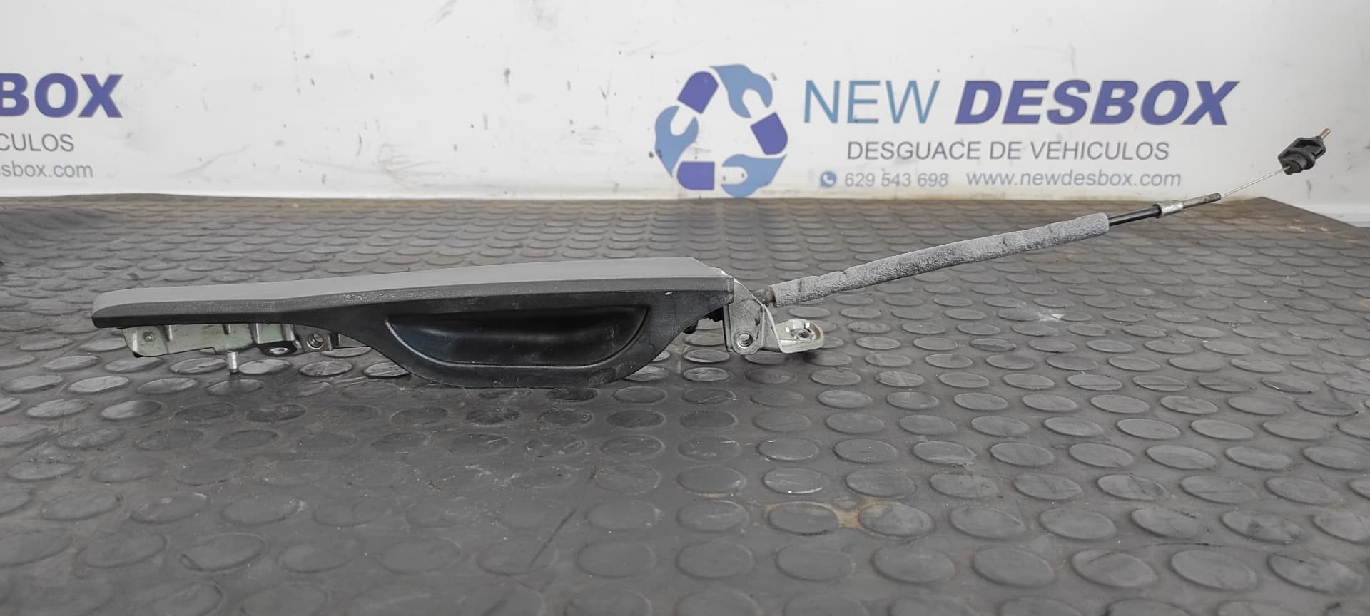 Recambio de MANETA TRASERA DERECHA para SEAT LEON (1P1) 1.9 TDI BXF referencia OEM IAM 1P0839206   - BLANCO