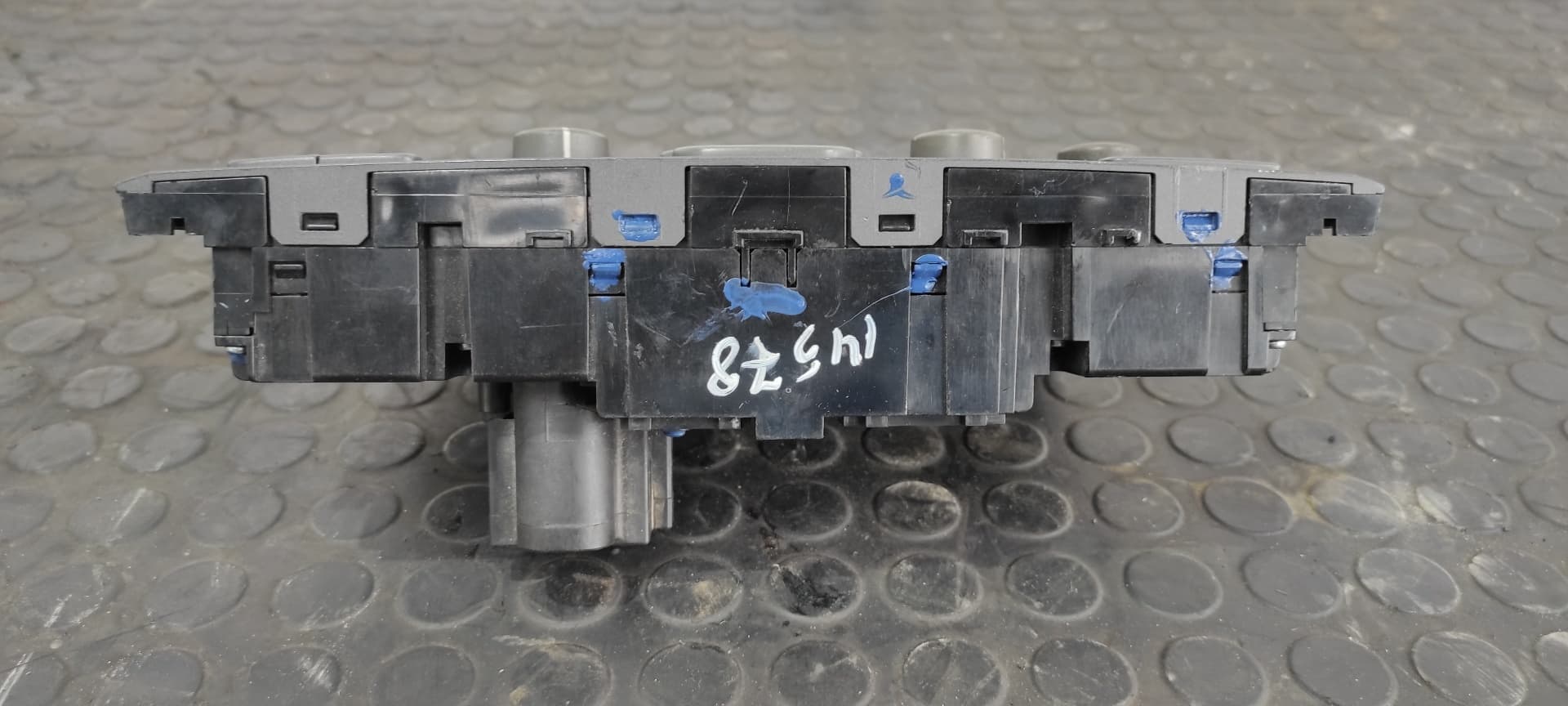 Recambio de MANDO CLIMATIZADOR para VOLVO S60 BERLINA 2.4 Diesel CAT D5244T referencia OEM IAM 7923   - VERDE 2