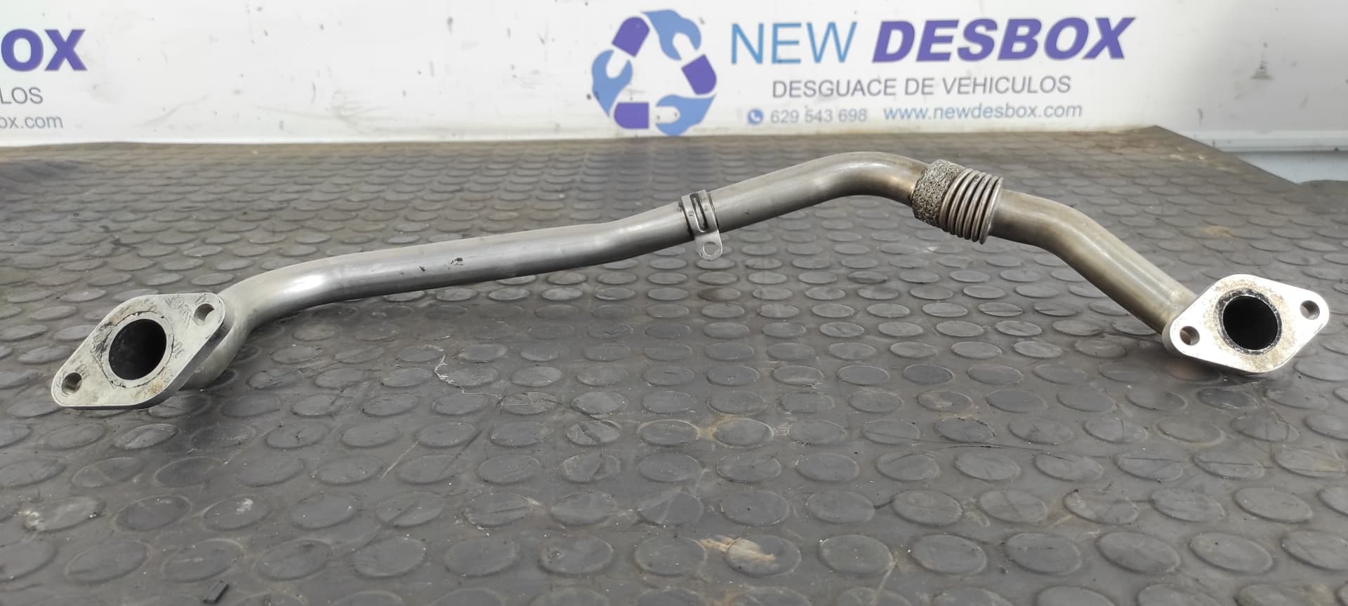 Recambio de TUBO para AUDI A3 (8P) 2.0 TDI Ambiente BKD referencia OEM IAM 03G131521A   - NEGRO 3