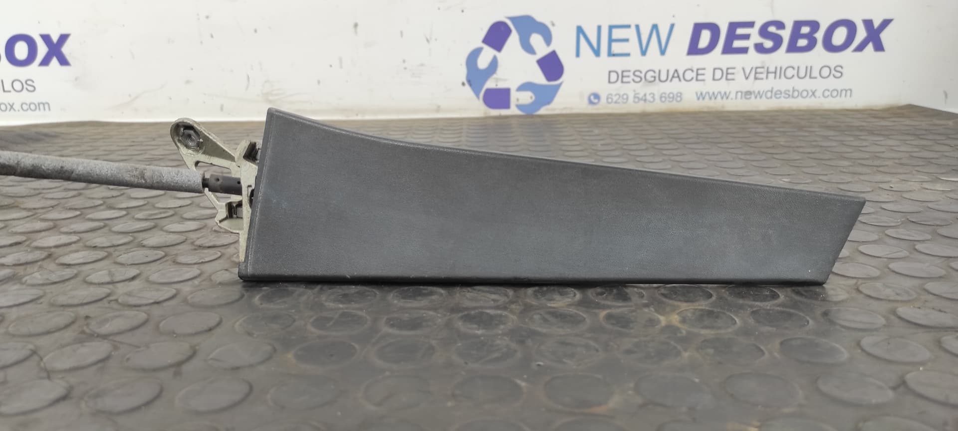 Recambio de MANETA  TRASERA IZQUIERDA para SEAT LEON (1P1) 1.9 TDI BXF referencia OEM IAM 1P0839205   - BLANCO 2
