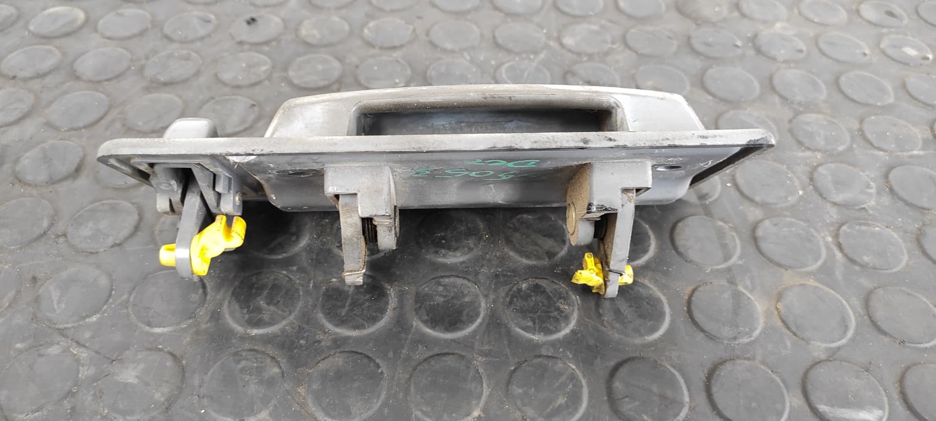 Recambio de MANETA INTERIOR DELANTERA DERECHA para NISSAN SERENA (C23M) 2.3 LX Diesel LD23 referencia OEM IAM 806709C001   - BLANCO 2