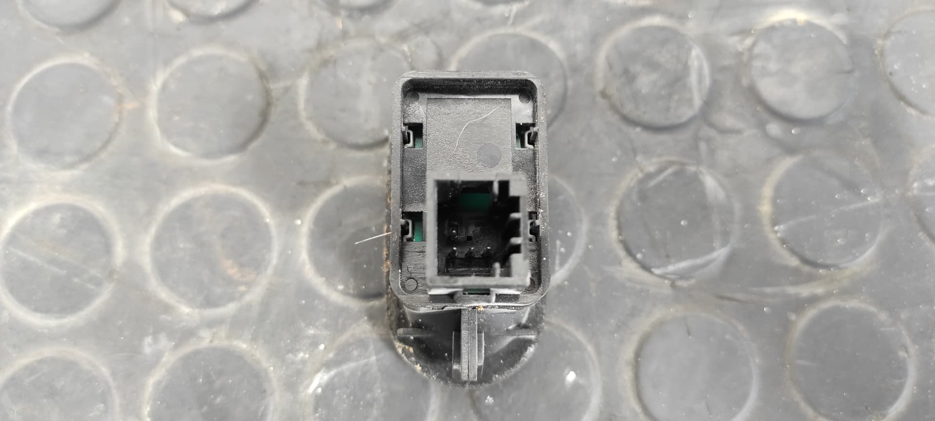 Recambio de MANDO ELEVALUNAS DELANTERO DERECHO para CITROEN C2 by Loeb NFU referencia OEM IAM 96401469XT   - PLATA 4