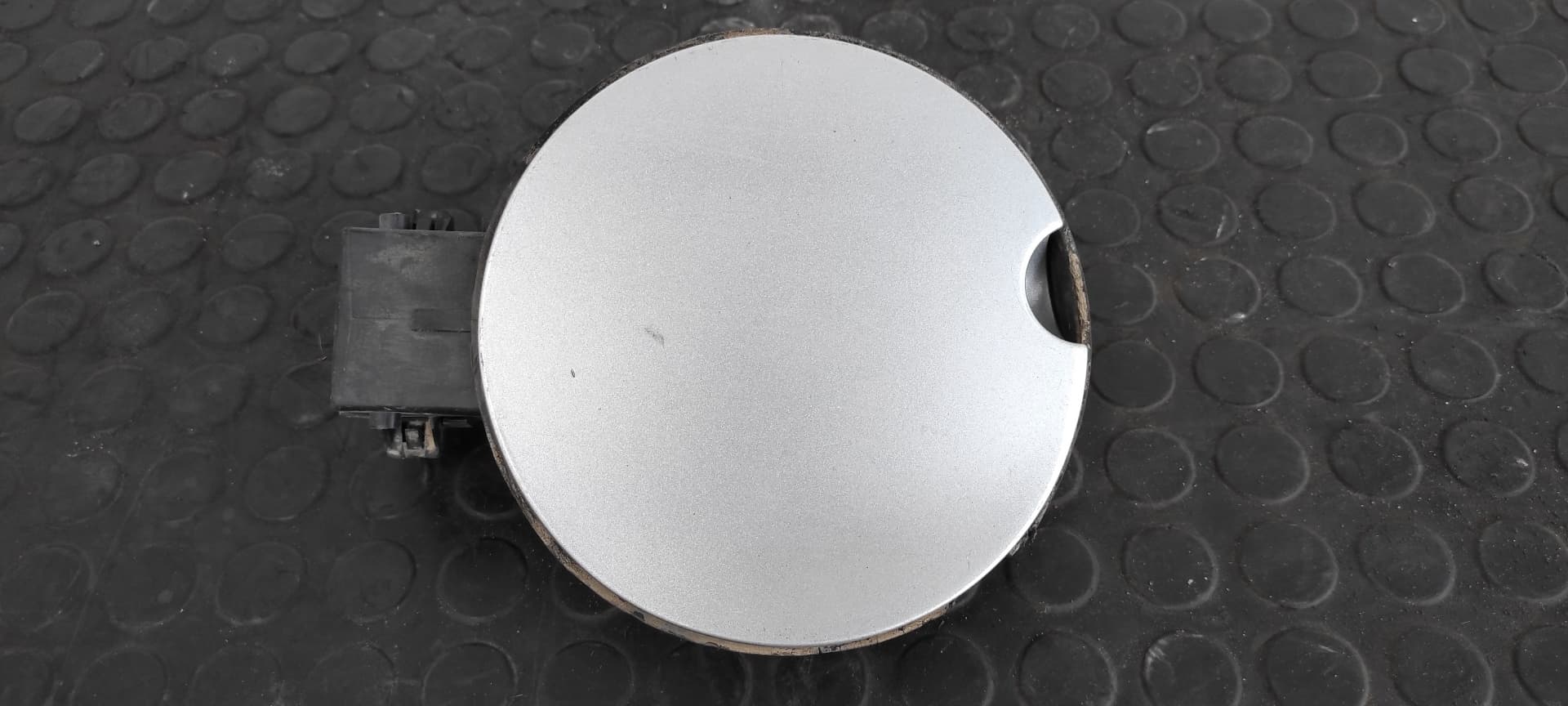 Recambio de TAPA EXTERIOR COMBUSTIBLE para CITROEN C2 by Loeb NFU referencia OEM IAM 9640039180   - PLATA