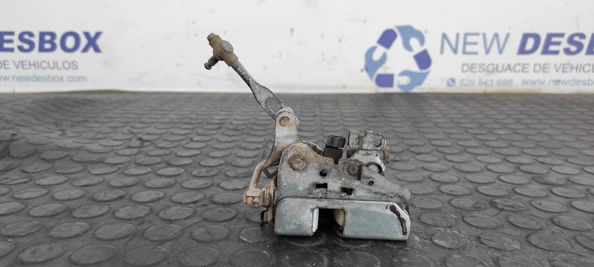 Recambio de CERRADURA PUERTA TRASERA DERECHA para MITSUBISHI PAJERO 2.5 TD 4D56 referencia OEM IAM    - AZUL 3