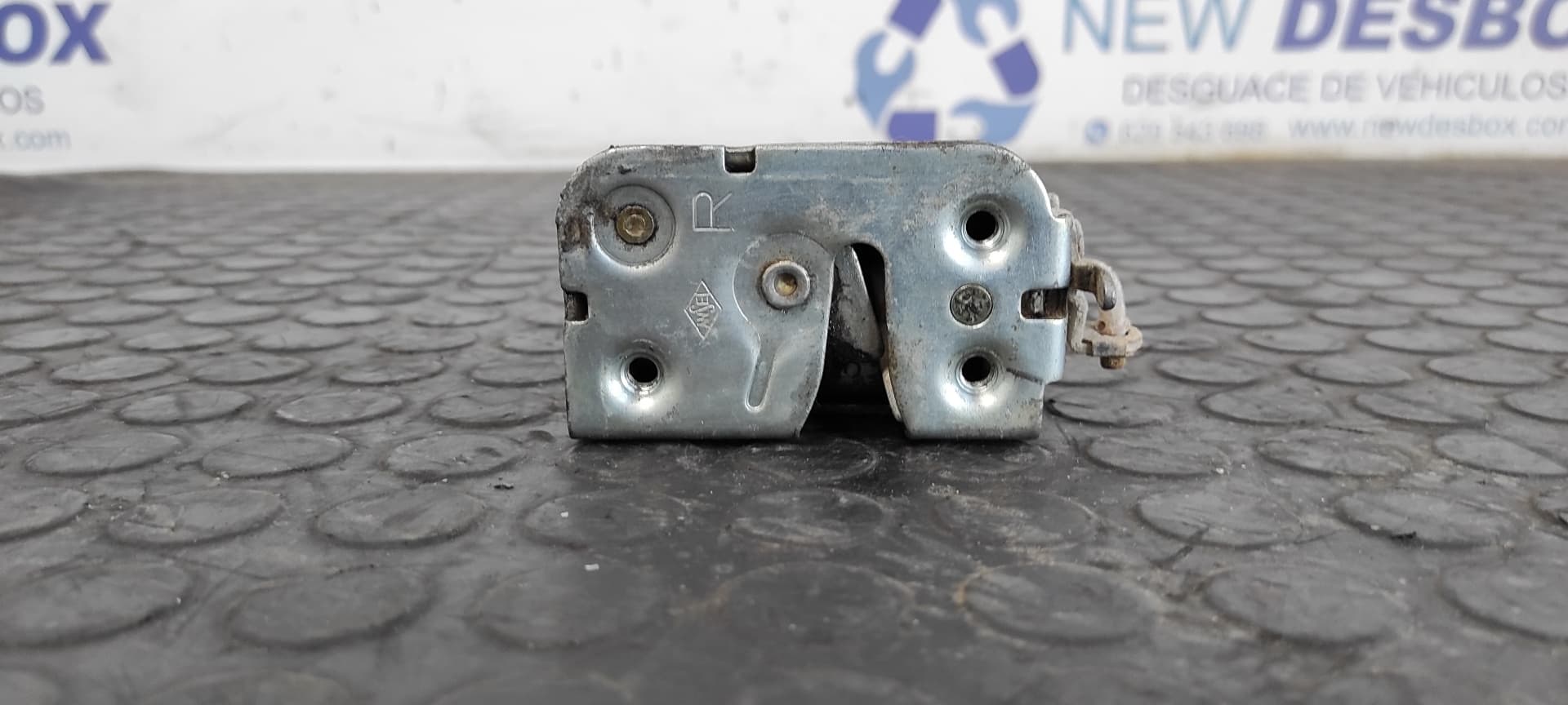 Recambio de CERRADURA PUERTA TRASERA DERECHA para MITSUBISHI PAJERO 2.5 TD 4D56 referencia OEM IAM    - AZUL 4