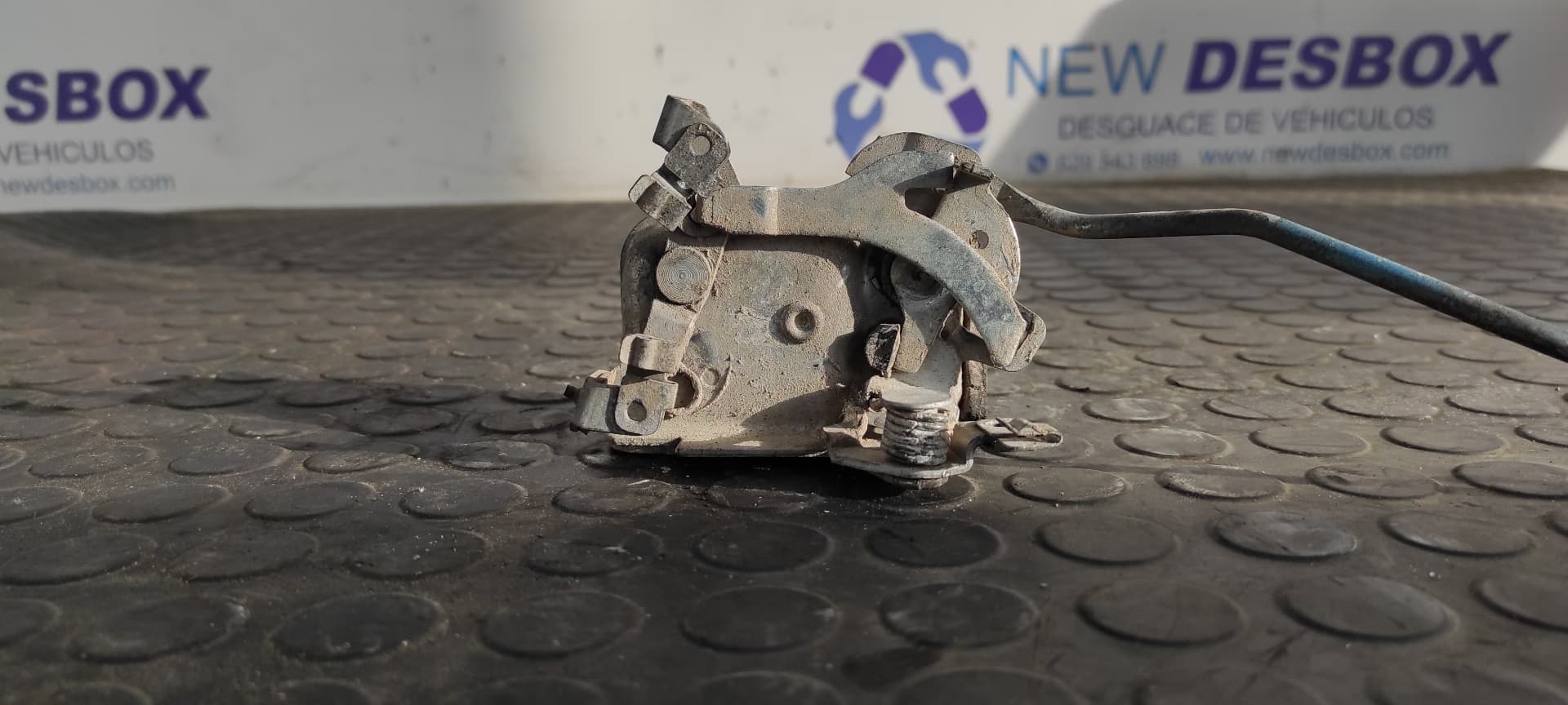Recambio de CERRADURA PUERTA DELANTERA DERECHA para MITSUBISHI PAJERO 2.5 TD 4D56 referencia OEM IAM    - AZUL 3