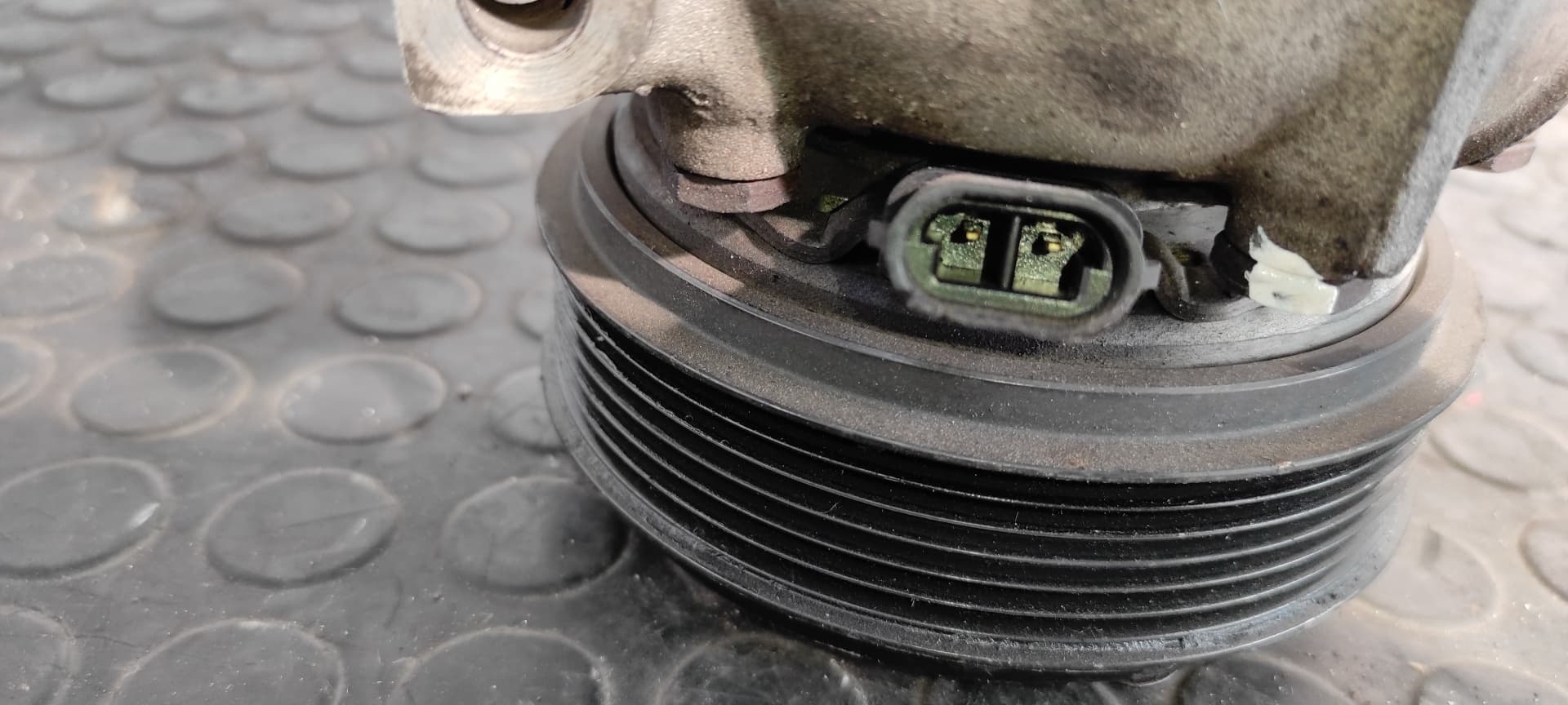 Recambio de COMPRESOR AIRE ACONDICIONADO para RENAULT VEL SATIS (BJ0) Expression G9T702 referencia OEM IAM 6560630   - VERDE 6