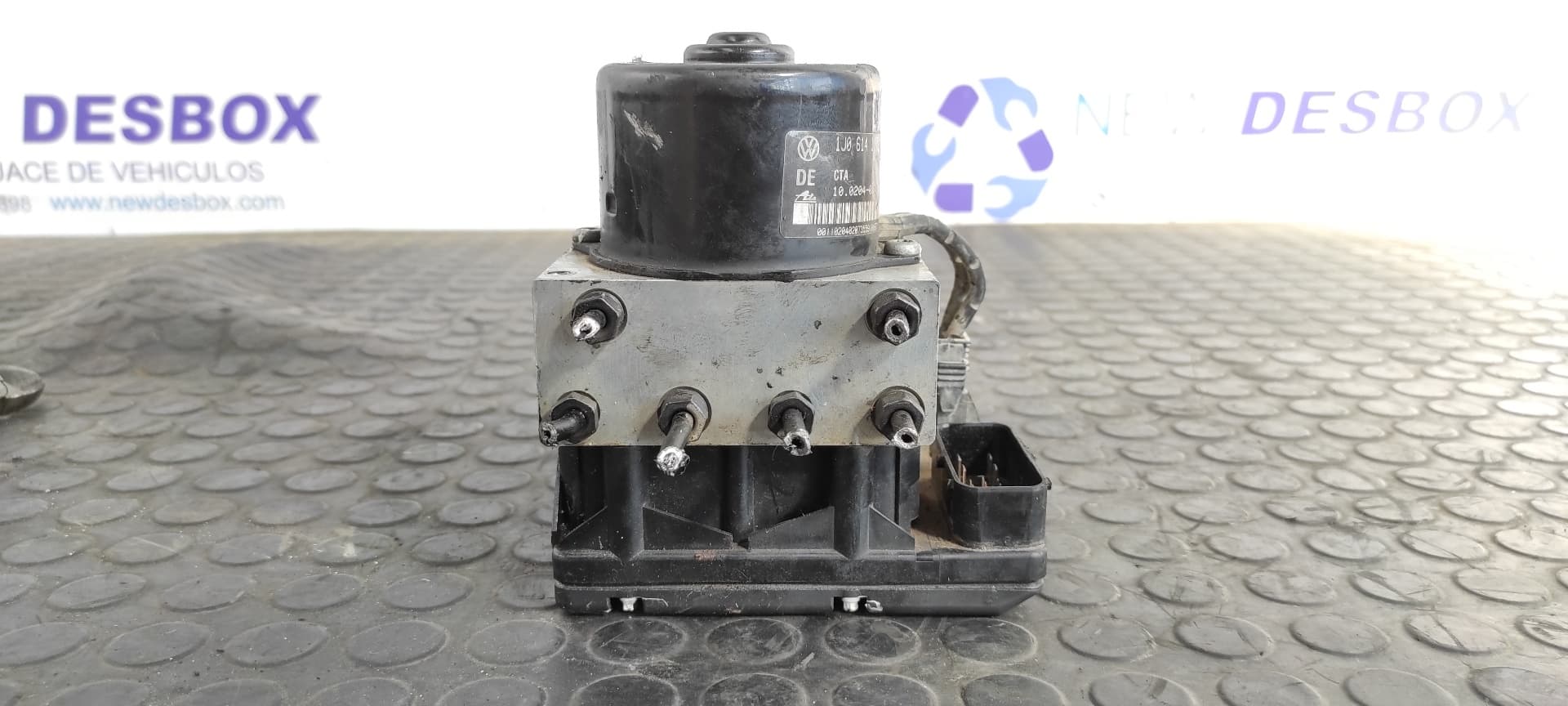 Recambio de ABS para VOLKSWAGEN GOLF IV BERLINA (1J1) AGR referencia OEM IAM 1J0614117D