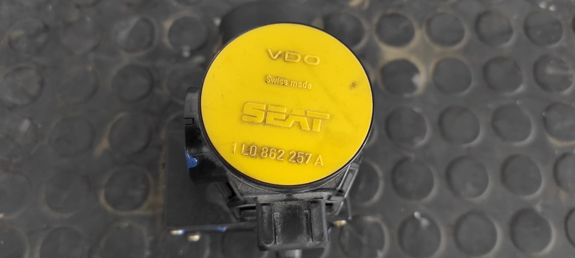 Recambio de CENTRALITA CIERRE para SEAT IBIZA (6K) Básico AEX referencia OEM IAM 1L0862257A   - BLANCO 2