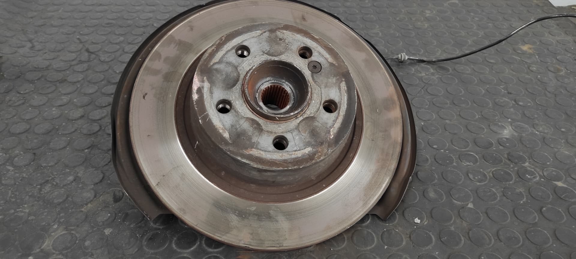Recambio de MANGUETA TRASERA DERECHA para MERCEDES-BENZ CLASE C (W204) BERLINA OM646811 referencia OEM IAM    - BLANCO 10