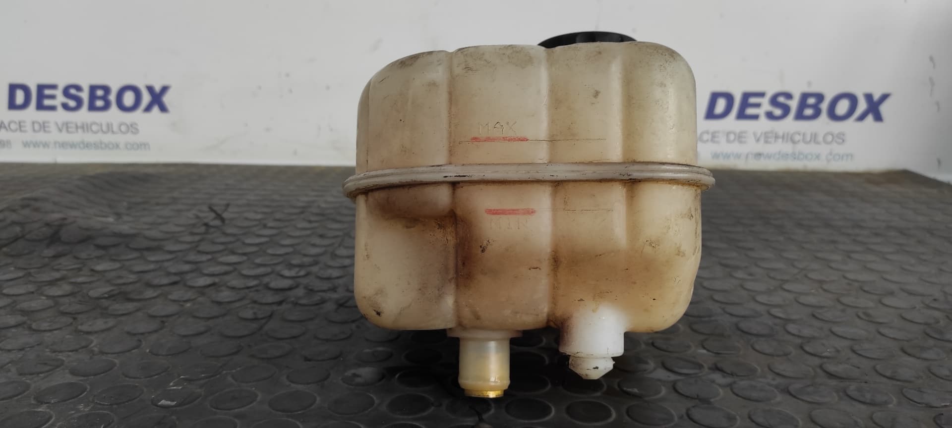 Recambio de DEPOSITO EXPANSION para SSANGYONG REXTON 2.9 TD GLS D/662LA referencia OEM IAM    - PLATA 7