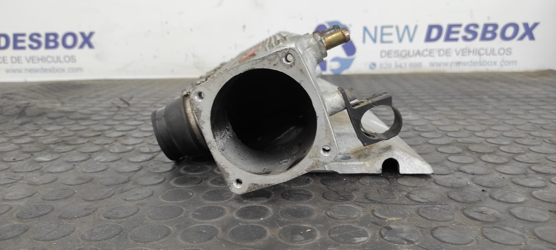 Recambio de COLECTOR ADMISION para ALFA ROMEO 156 (116) 2.5 V6 24V Distinctive AR32405 referencia OEM IAM B833   - GRIS 7