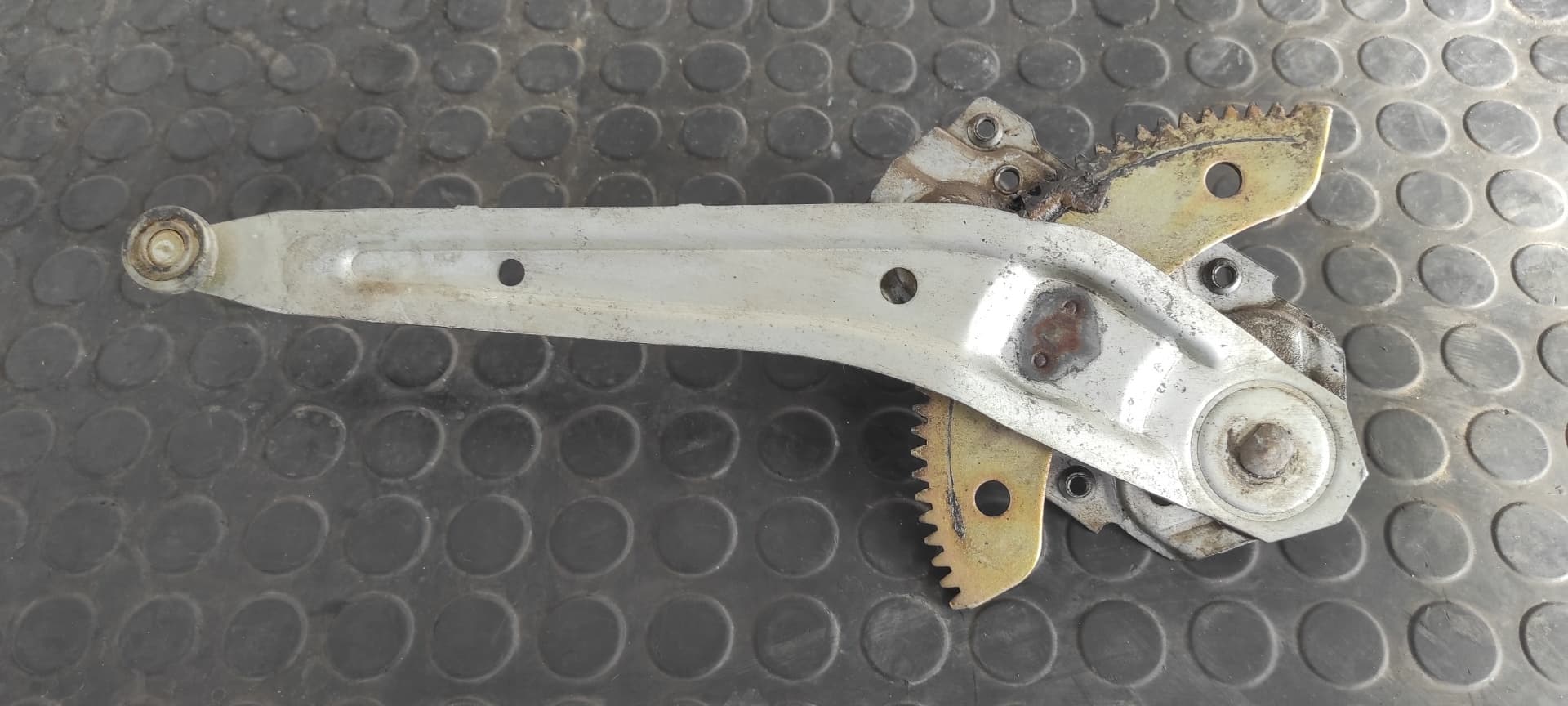 Recambio de ELEVALUNAS TRASERO DERECHO para MITSUBISHI PAJERO 2.5 TD 4D56 referencia OEM IAM    - AZUL 2
