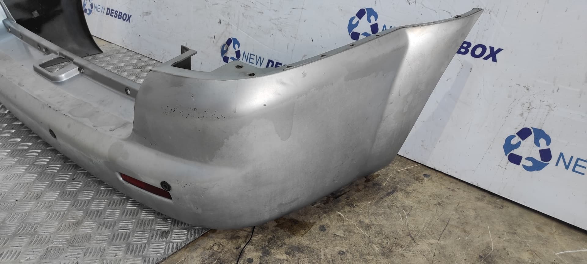 Recambio de PARAGOLPES TRASERO para SSANGYONG REXTON D/662LA referencia OEM IAM 4081008B02   - PLATA 6