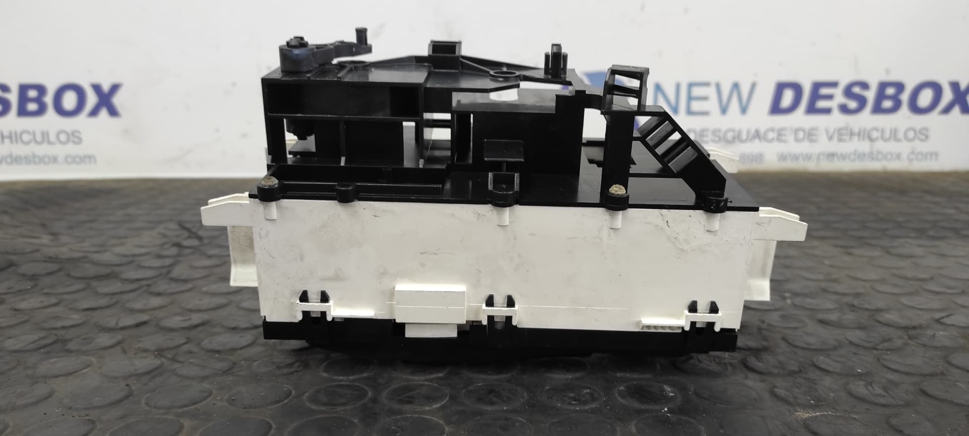 Recambio de MANDO CALEFACCION / AIRE ACONDICIONADO para MERCEDES-BENZ CLASE A (W168) 170 CDI (168.008) OM668940 referencia OEM IAM 1688300485   - GRANATE 4