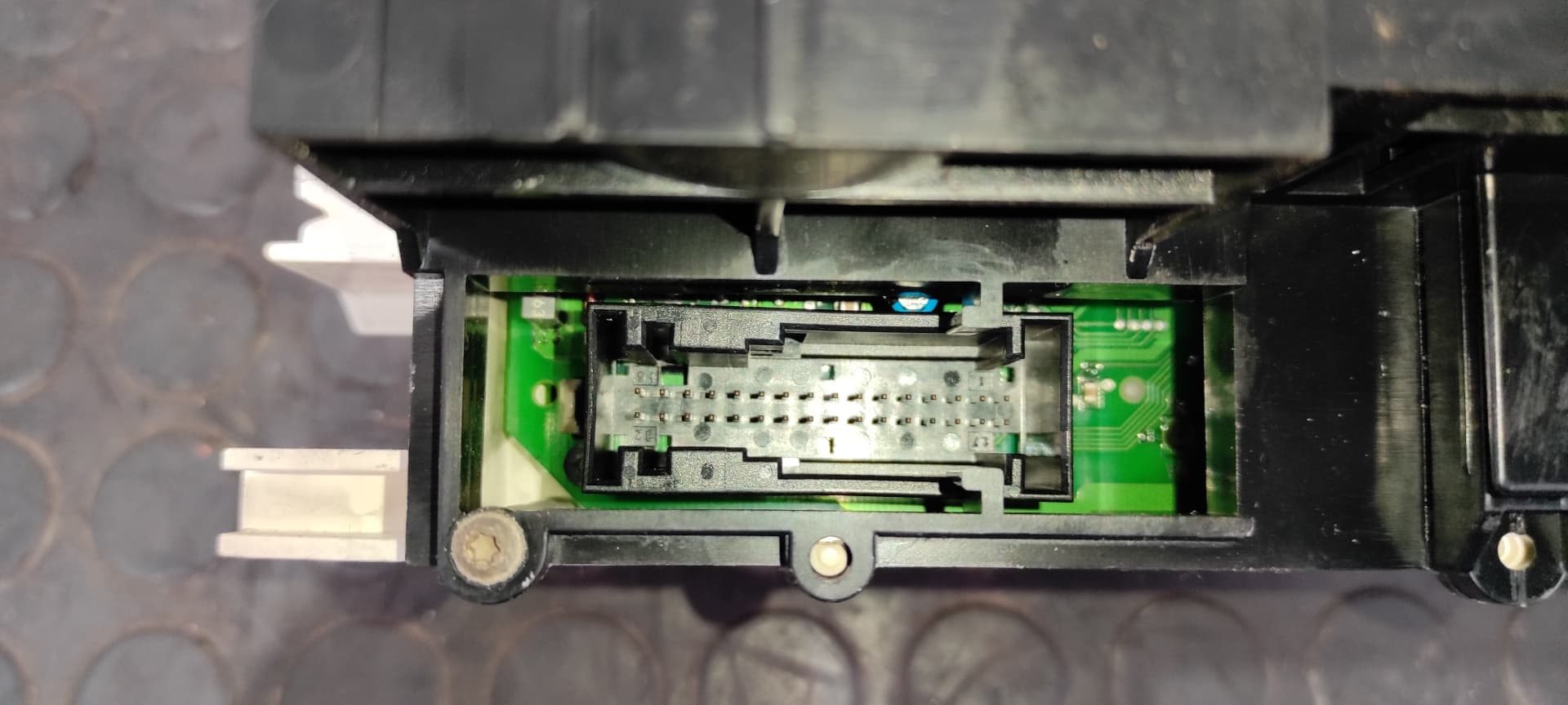 Recambio de MANDO CALEFACCION / AIRE ACONDICIONADO para MERCEDES-BENZ CLASE A (W168) 170 CDI (168.008) OM668940 referencia OEM IAM 1688300485   - GRANATE 2