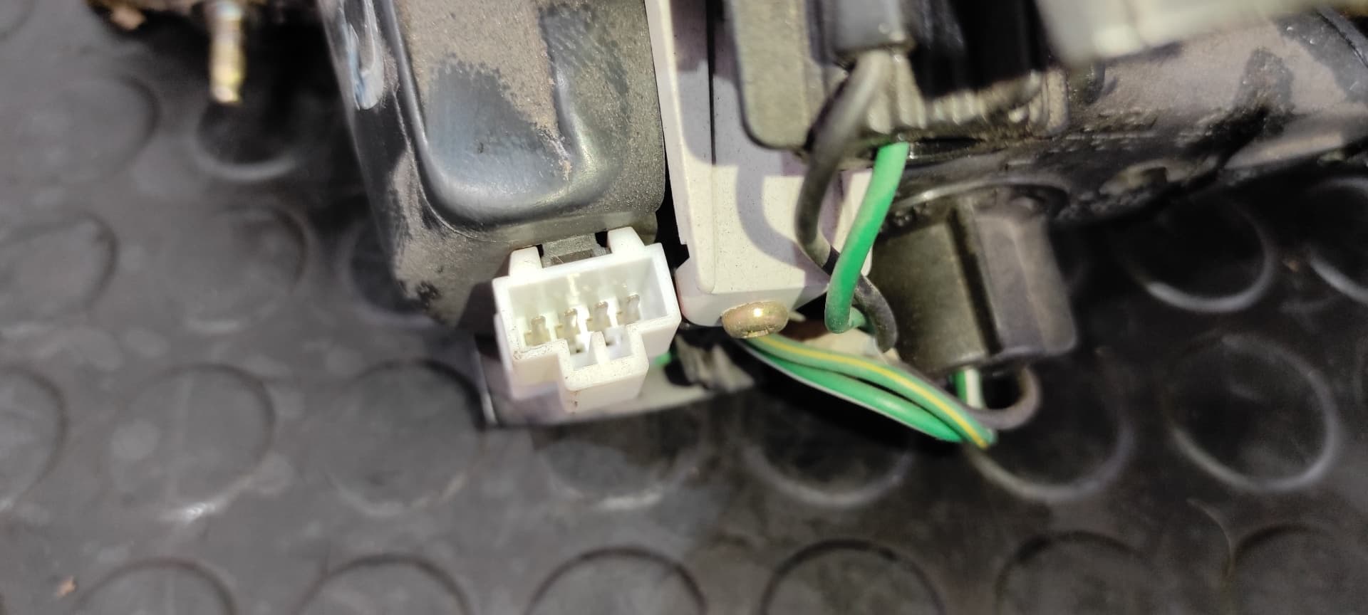Recambio de PILOTO TRASERO IZQUIERDO para NISSAN ALMERA (N15) GX GA16 referencia OEM IAM 12VL   - BLANCO 6